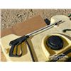 Image 6 : ATV SPRAYER W/SPARE HOSE KIT