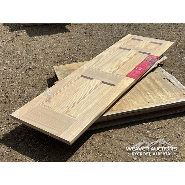 WOODEN DOOR