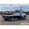 Image 3 : 2018 INTERNATIONAL 4300 SBA S/A FLATBED TRUCK