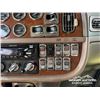 Image 19 : 2007 PETERBILT 378 TRI DRIVE SLEEPER TRUCK TRACTOR