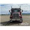 Image 2 : 2018 WESTERN STAR 4900SA TRI DRIVE LOG TRUCK