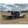 Image 3 : 2013 GMC SIERRA 3500HD SINGLE CAB FLATBED TRUCK
