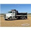 Image 1 : 1997 FREIGHTLINER FLD120 T/A DUMP TRUCK