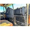 Image 20 : 1997 FREIGHTLINER FLD120 T/A DUMP TRUCK