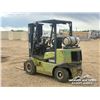 Image 4 : CLARK CGP25 PNEUMATIC FORKLIFT