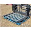 Image 6 : HYDRAULIC SKID STEER PALLET FORKS