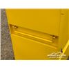 Image 13 : METAL TOOL BOX