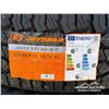 Image 7 : (4) JOYROAD 235/60R18 TIRES