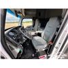 Image 8 : 2019 KENWORTH T880 T/A SLEEPER TRUCK TRACTOR