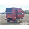 Image 3 : 2007 NEW HOLLAND BR780A ROUND BALER