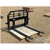 Image 2 : 4 FT. SKID STEER PALLET FORKS