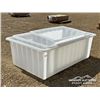 Image 4 : (3) POLY WATER TUBS