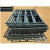 Image 5 : (15) 7.5 FT. LIVESTOCK GATES