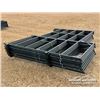 Image 4 : (10) 9.5 FT. LIVESTOCK PANELS W/ MAN GATE