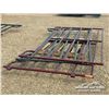 Image 4 : (3) LIVESTOCK PANELS