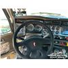 Image 14 : 2014 KENWORTH T800 TRI DRIVE DAY CAB TRUCK TRACTOR
