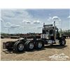 Image 3 : 2014 KENWORTH T800 TRI DRIVE DAY CAB TRUCK TRACTOR