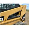 Image 27 : 2006 CATERPILLAR 246B 2-SPEED SKID STEER LOADER