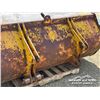 Image 5 : 8 FT. WHEEL LOADER BUCKET