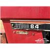 Image 37 : 1981 INTERNATIONAL HYDRO 84 2WD TRACTOR