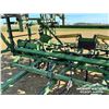 Image 11 : JOHN DEERE 1050 60 FT. VIBRASHANK FIELD CULTIVATOR