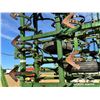 Image 14 : JOHN DEERE 1050 60 FT. VIBRASHANK FIELD CULTIVATOR