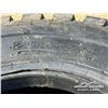 Image 5 : (2) XCELLERATE 20.5-25 WHEEL LOADER TIRES