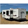 Image 4 : 2006 COLORADO 26FB T/A TRAVEL TRAILER