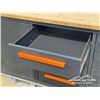 Image 7 : 10 FT. 12 DRAWER STEEL WORKBENCH