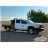 Image 2 : 2015 GMC 3500HD CREW CAB FLATBED TRUCK