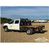 Image 4 : 2015 GMC 3500HD CREW CAB FLATBED TRUCK