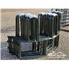 Image 3 : (3) TOMBSTONE ROUND BALE FEEDERS