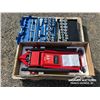 Image 2 : (2) 3.5T FLOOR JACKS, (2) SOCKET SETS