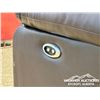 Image 11 : RECLINING SOFA W/LOVESEAT & CHAIR