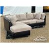 Image 2 : ULTRA PLUSH SECTIONAL COUCH