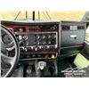 Image 10 : 2006 KENWORTH T800B T/A SLEEPER TRUCK TRACTOR