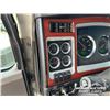 Image 13 : 2006 KENWORTH T800B T/A SLEEPER TRUCK TRACTOR