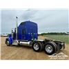 Image 4 : 2007 KENWORTH W900L T/A SLEEPER TRUCK TRACTOR