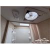 Image 15 : 2005 JAYCO JAYFLIGHT 27 FT. T/A TRAVEL TRAILER