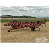 Image 1 : INTERNATIONAL 18 FT. 105 CULTIVATOR