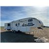 Image 2 : 2010 COUGAR CG322 32 FT. 5TH WHEEL TRAVEL TRAILER