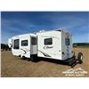 Image 4 : 2010 COUGAR CG322 32 FT. 5TH WHEEL TRAVEL TRAILER