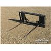 Image 1 : SKID STEER BALE FORK