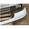Image 9 : 2008 GMC SIERRA 2500 BUMPER & VALANCE