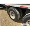 Image 24 : 2008 EDMONTON STELLAR 26 FT QUAD/A GRAVEL TRAILER