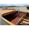 Image 7 : 1958 VINTAGE 14 FT. WOOD BOAT