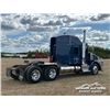 Image 3 : 2013 KENWORTH T800 T/A SLEEPER TRUCK TRACTOR