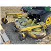 Image 9 : JOHN DEERE F935 RIDE ON LAWN MOWER