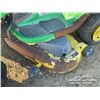 Image 7 : JOHN DEERE LA165 RIDE ON LAWN MOWER