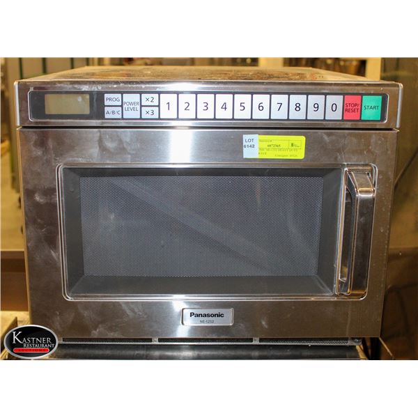PANASONIC NE-1252 HEAVY DUTY MICROWAVE
